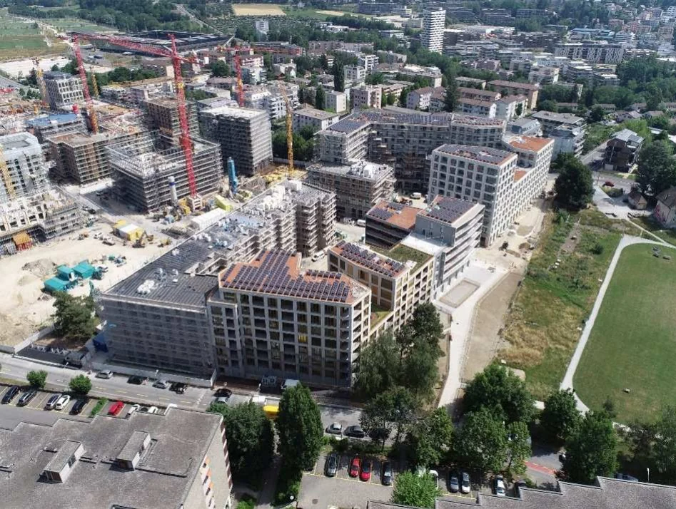 Vue aérienne du quartier des Plaines-du-Loup à Lausanne, en cours de construction